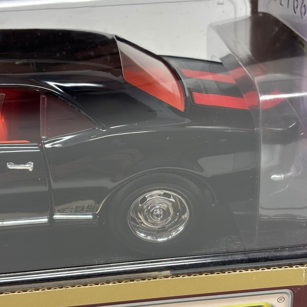 1967 Chevrolet Camaro Black 1:18 Yat Ming Road Legends Diecast Sealed - Picture 5 of 15